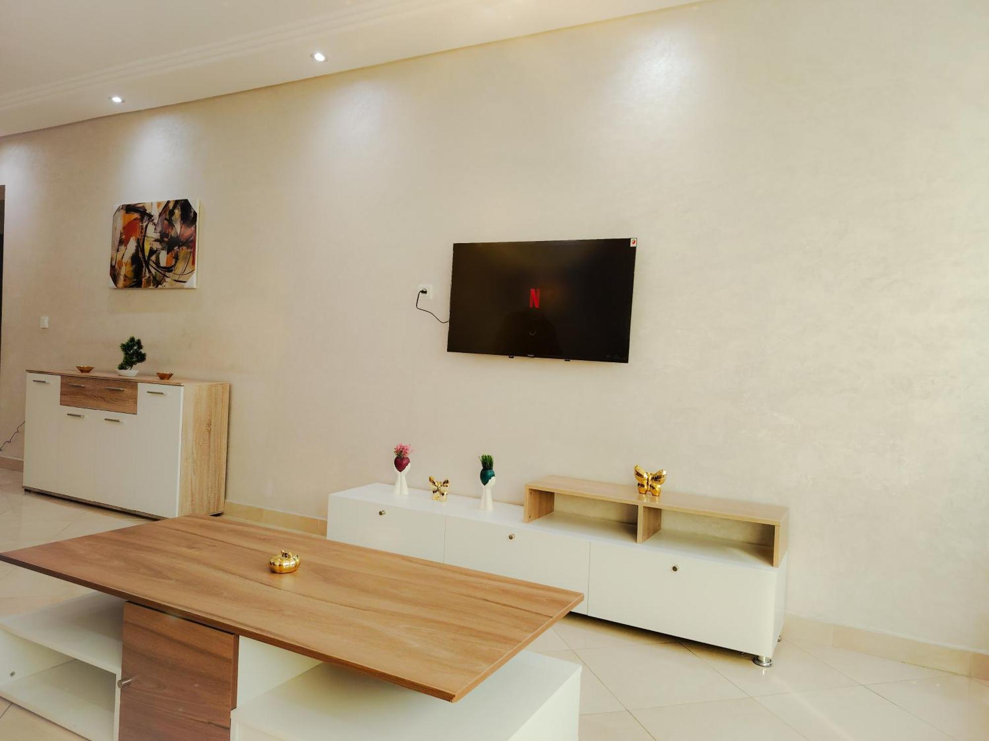 Nouveau Appartement Prestige Avec Vue Paronamique Tanger Exterior foto